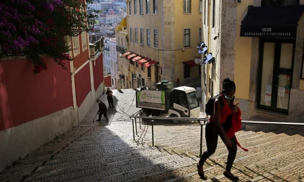 Πορτογαλία-Κορονοϊός: Έρχεται "μαύρη" πρωτοχρονιά στην Λισαβώνα